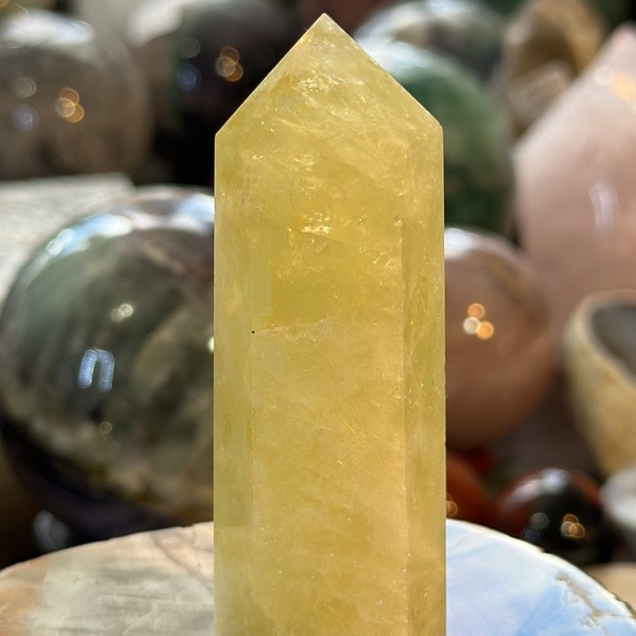 🔥SALE🔥 Smokey Quartz Crystal Point With Sparkles And Rainbows! - Picture 9 of 11